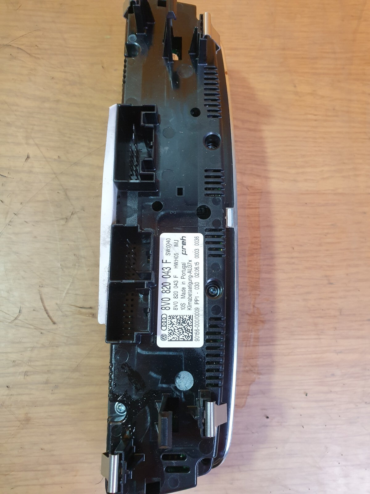 ✅AUDI A3 E-TRON 1.4 PETROL 2015 HEATER CLIMATE CONTROL PANEL 8V0820043F Warranty - Image 12