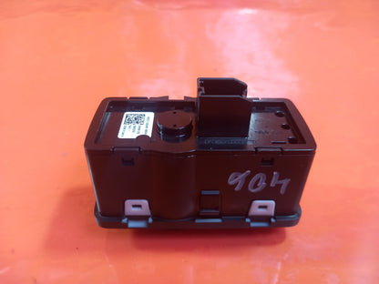 ebay-src:https://i.ebayimg.com/00/s/mtiwmfgxnjaw/z/rlgaaesws7zqlwdc/$_57.jpg