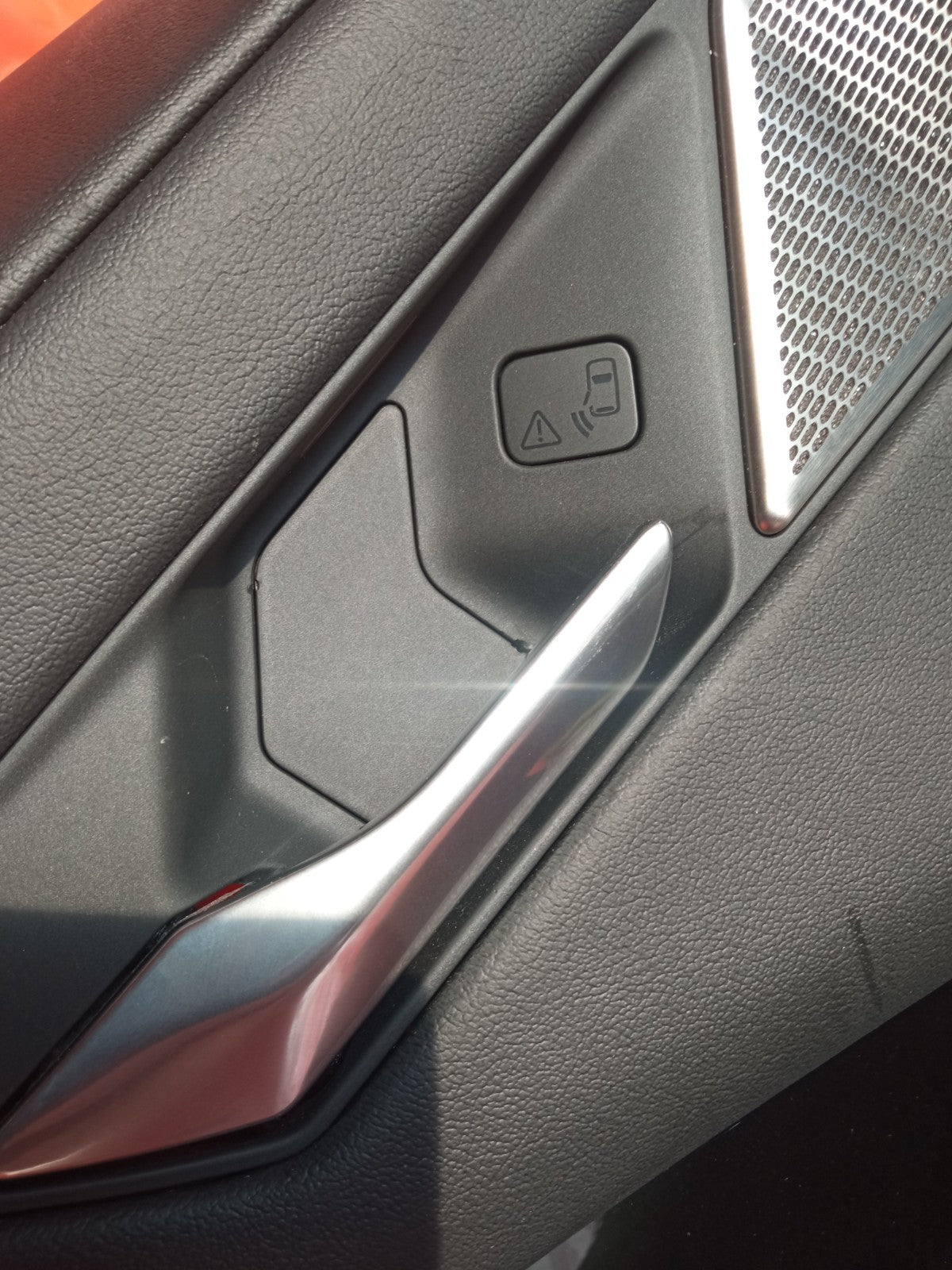 ✅2020 Jaguar I-Pace X590 Rear Left Door Card Panel + Warranty A375 - Image 7
