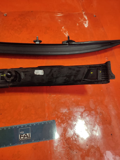 ✅2024 FORD KUGA MK3 ST-LINE ROOF BARS ROOF RAILS PAIR LV4B-S550A62 LV4B-S550A63 - Image 4