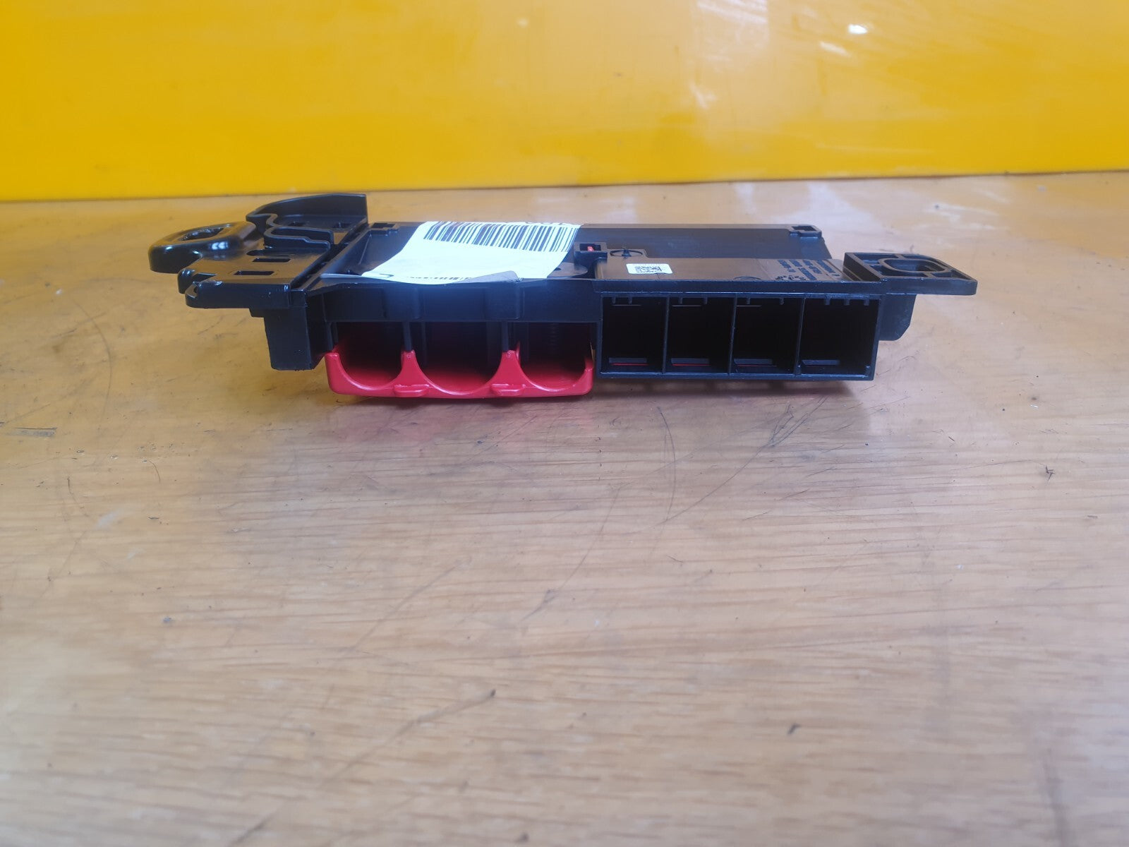 ebay-src:https://i.ebayimg.com/00/s/mtiwmfgxnjaw/z/aoiaaoswirnmbcxb/$_57.jpg