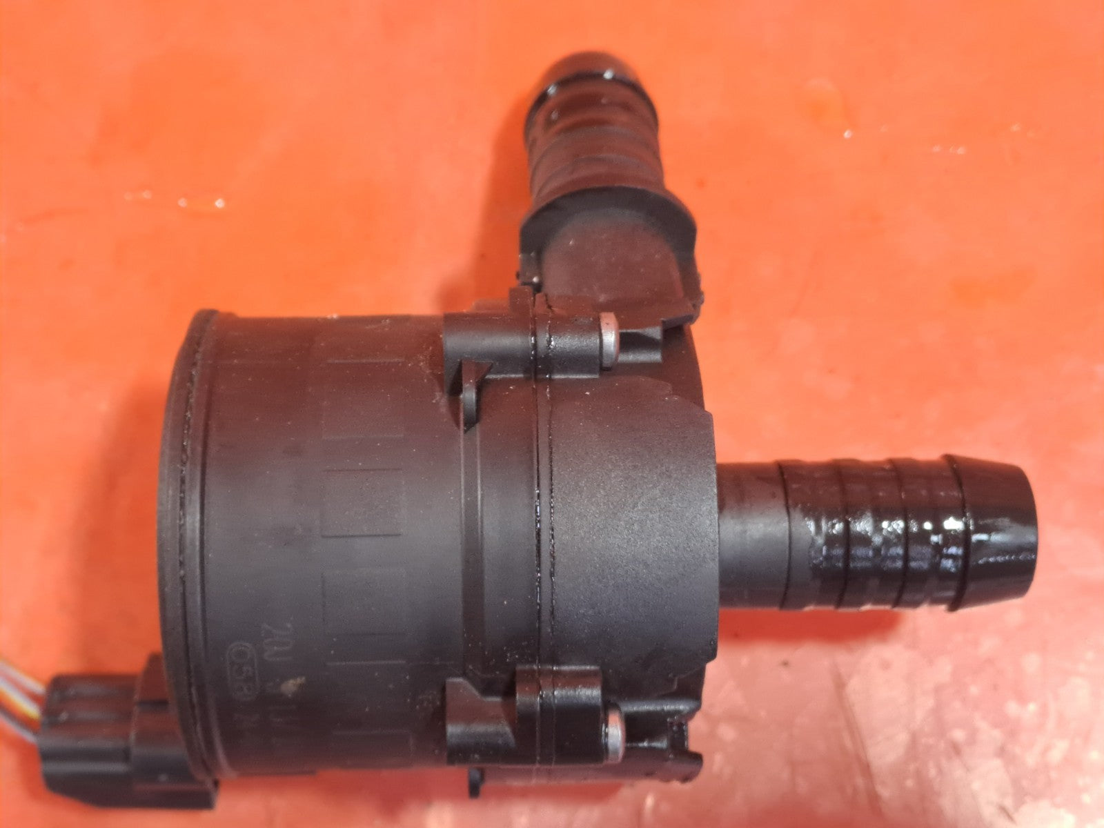 ✅FORD KUGA ST-LINE 2.5 PETROL 2025 AUXILIARY WATER PUMP LX6118D473HPD Warranty - Image 2