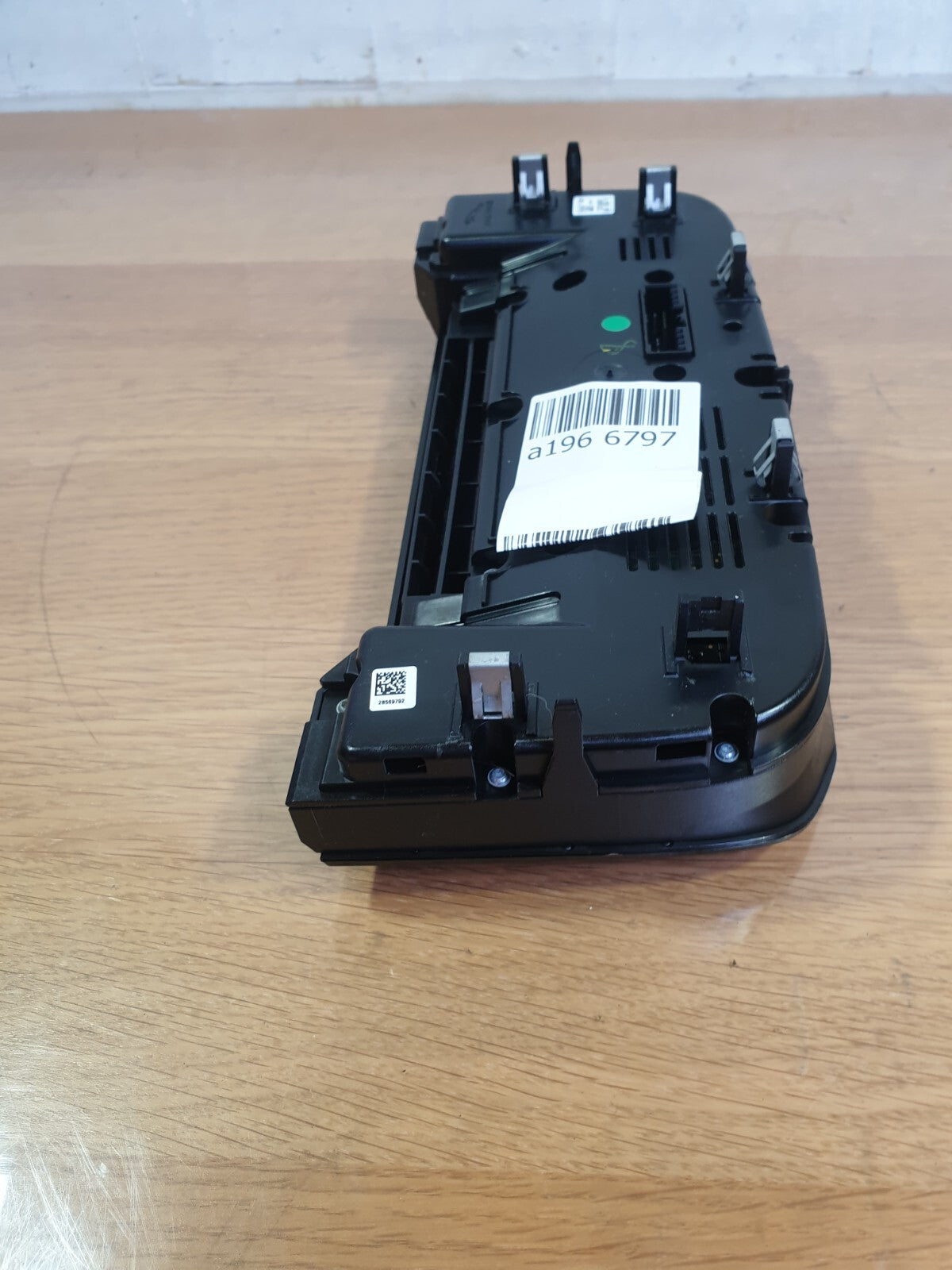 JAGUAR F-PACE X761 3.0 PETROL 2017 CLIMATE HEATER CONTROL PANEL JK83-18C858-YB - Image 9