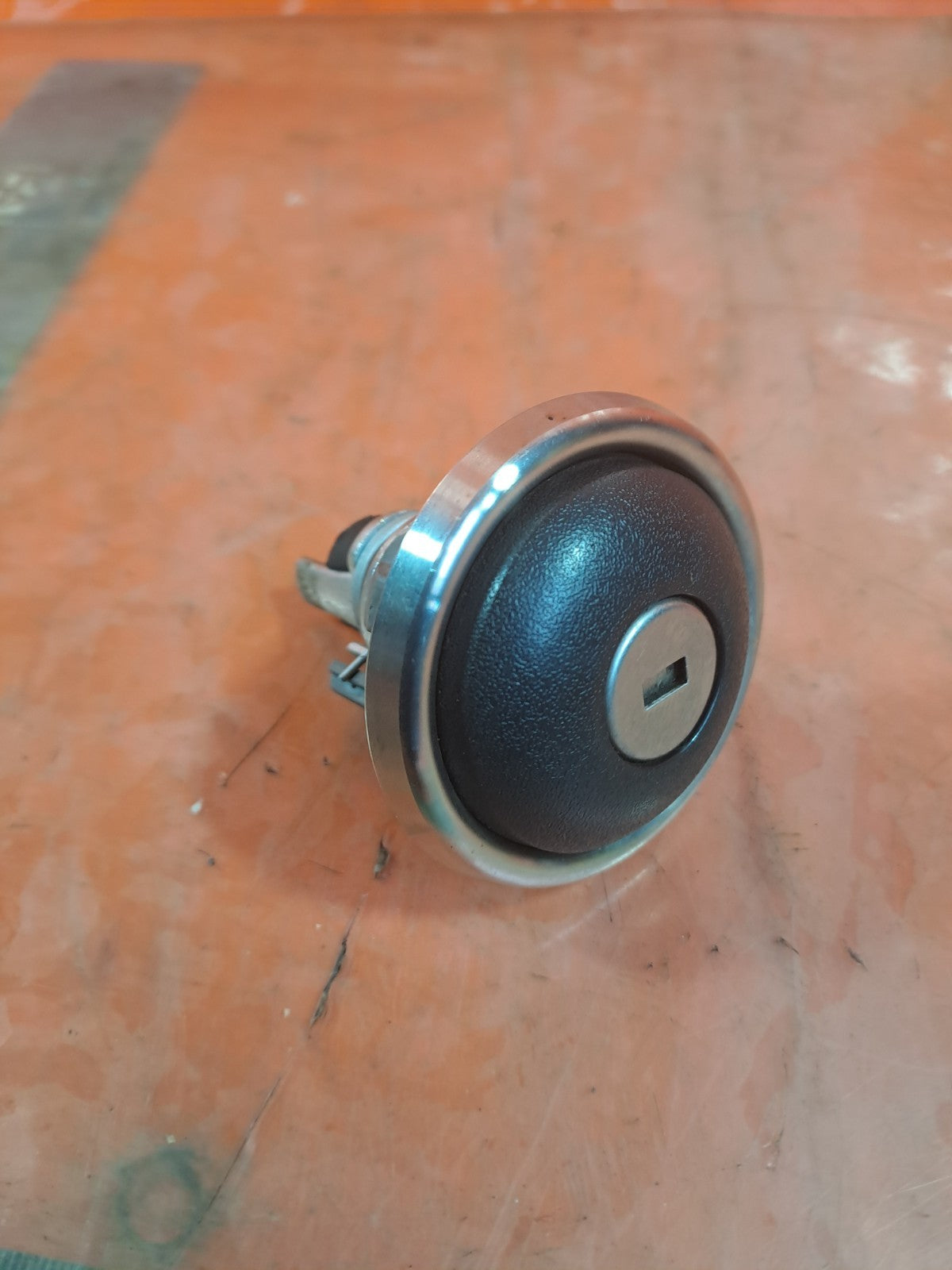 ebay-src:https://i.ebayimg.com/00/s/mtywmfgxmjaw/z/ay4aaeswfyzpq90l/$_57.jpg