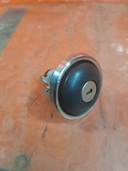 ebay-src:https://i.ebayimg.com/00/s/mtywmfgxmjaw/z/ay4aaeswfyzpq90l/$_57.jpg