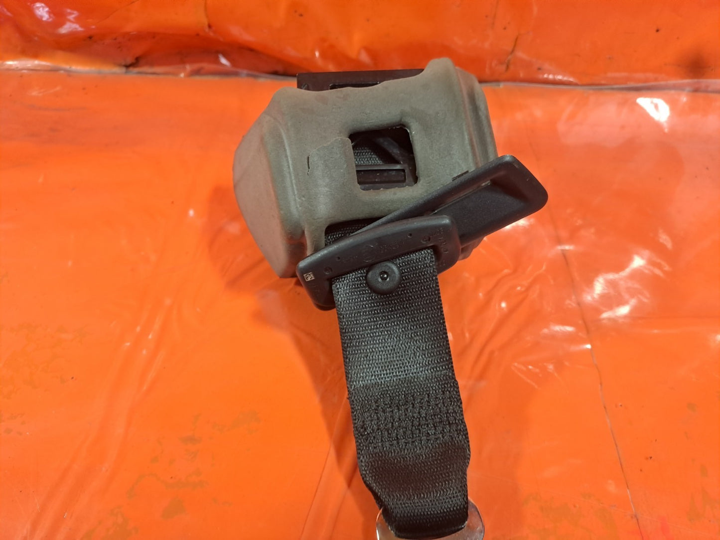 ebay-src:https://i.ebayimg.com/00/s/mtiwmfgxnjaw/z/vkyaaesweqnqbc6n/$_57.jpg
