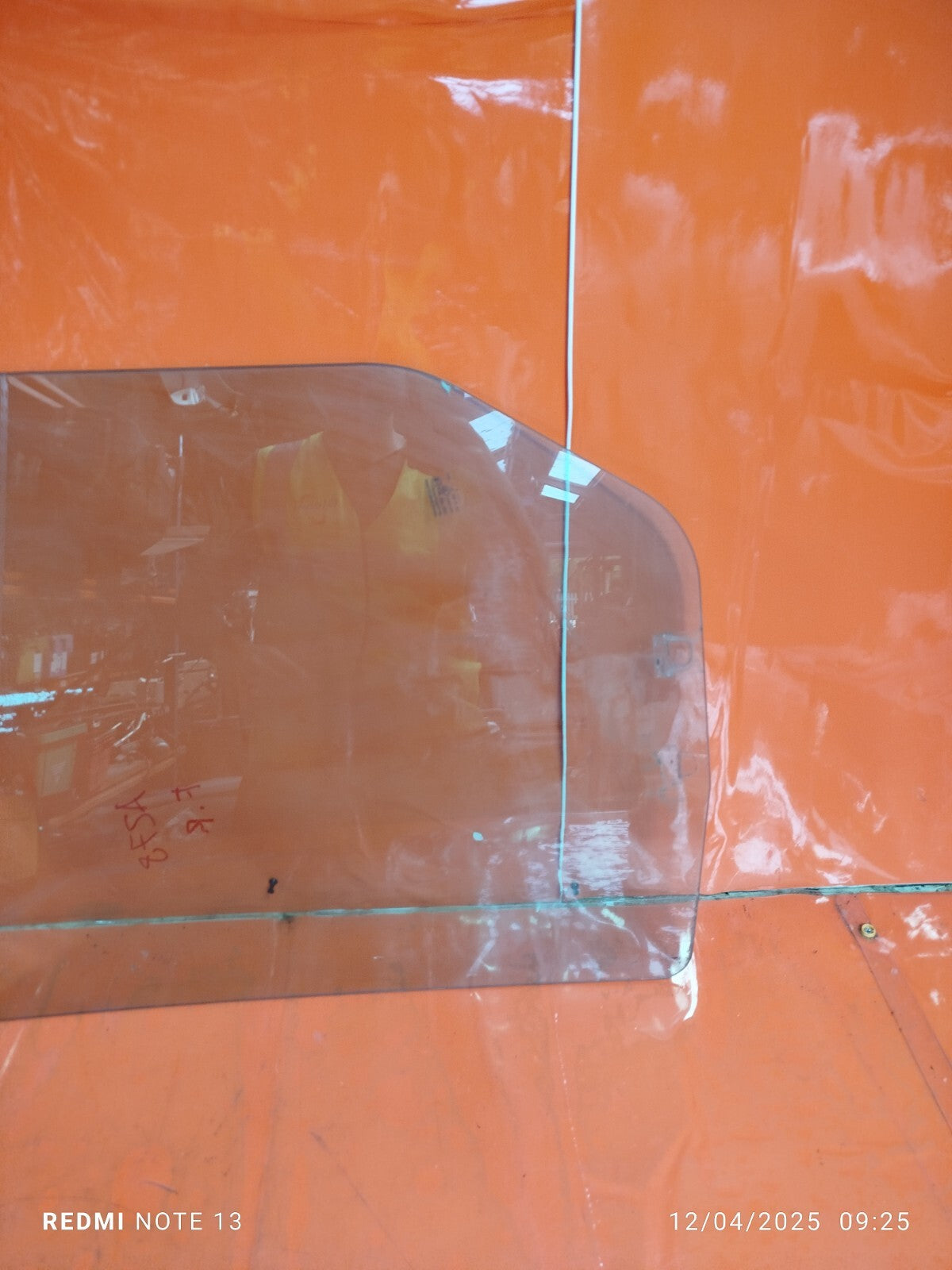 ✅2015 VW CRAFTER 2E 2.0D FRONT RIGHT DOOR WINDOW GLASS + WARRANTY A278 - Image 4