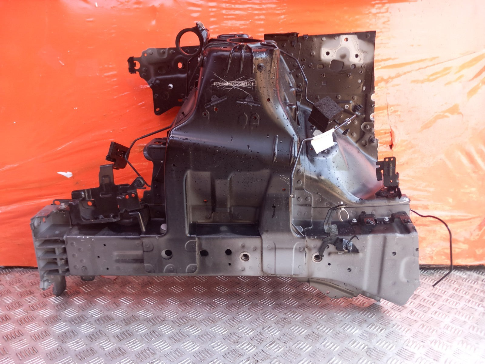 Land Rover Defender L663 3.0 Diesel 2025 Front Right Chassis Leg L8B2002A72AC - Image 7