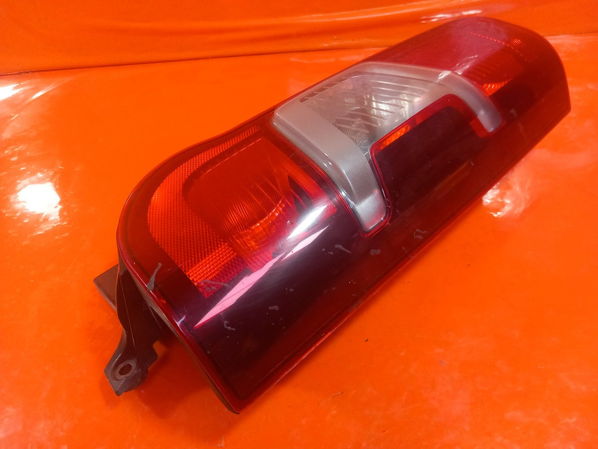 Vauxhall Combo MK4 2020 Rear Right Tail Light 9820554880 Warranty A414 - Image 6