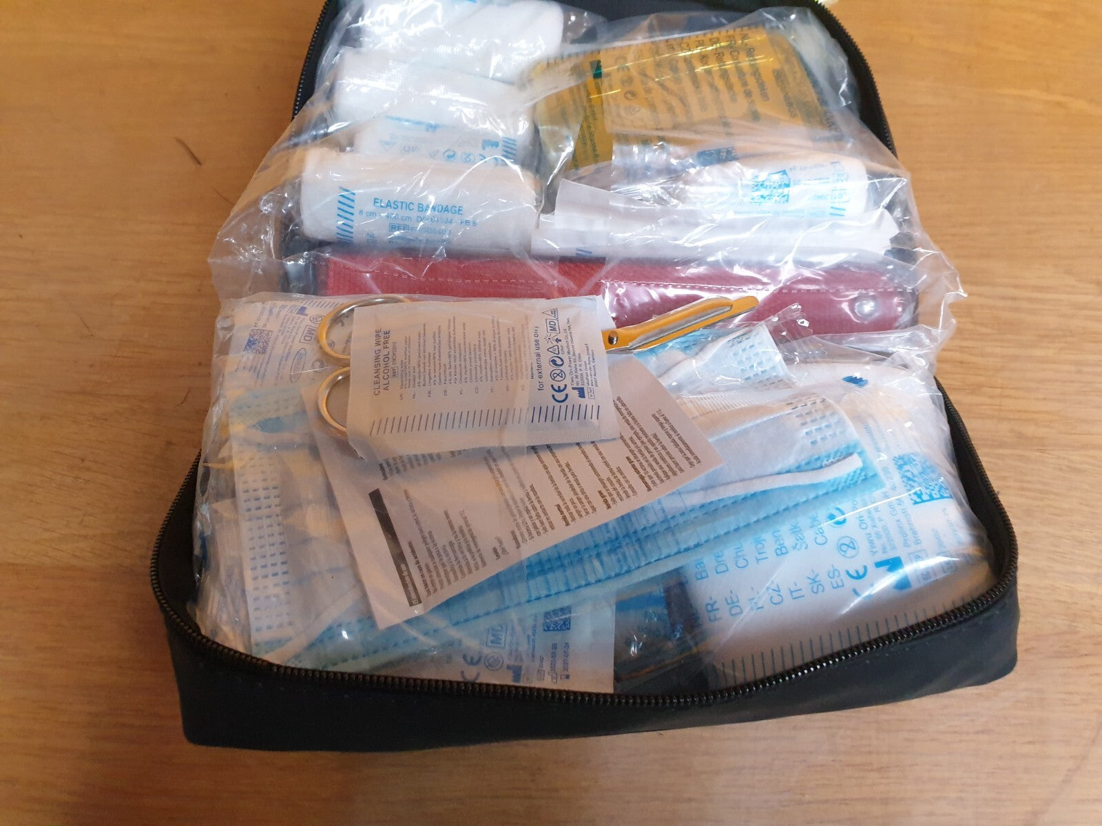 ✅2023 CUPRA FORMENTOR 1.4P HYBRID FIRST AID KIT + WARRANTY A173 - Image 3