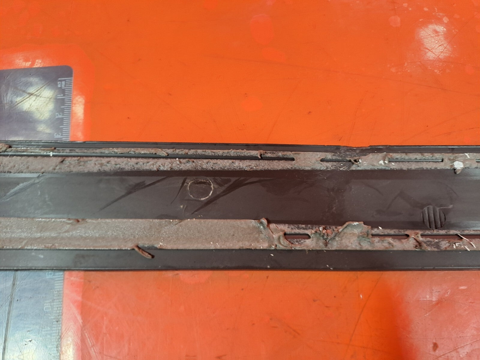 ✅AUDI A5 S LINE CABRIO 2.0 PETROL 2009 FRONT LEFT DOOR SILL TRIM 8T0853373 A234 - Image 9