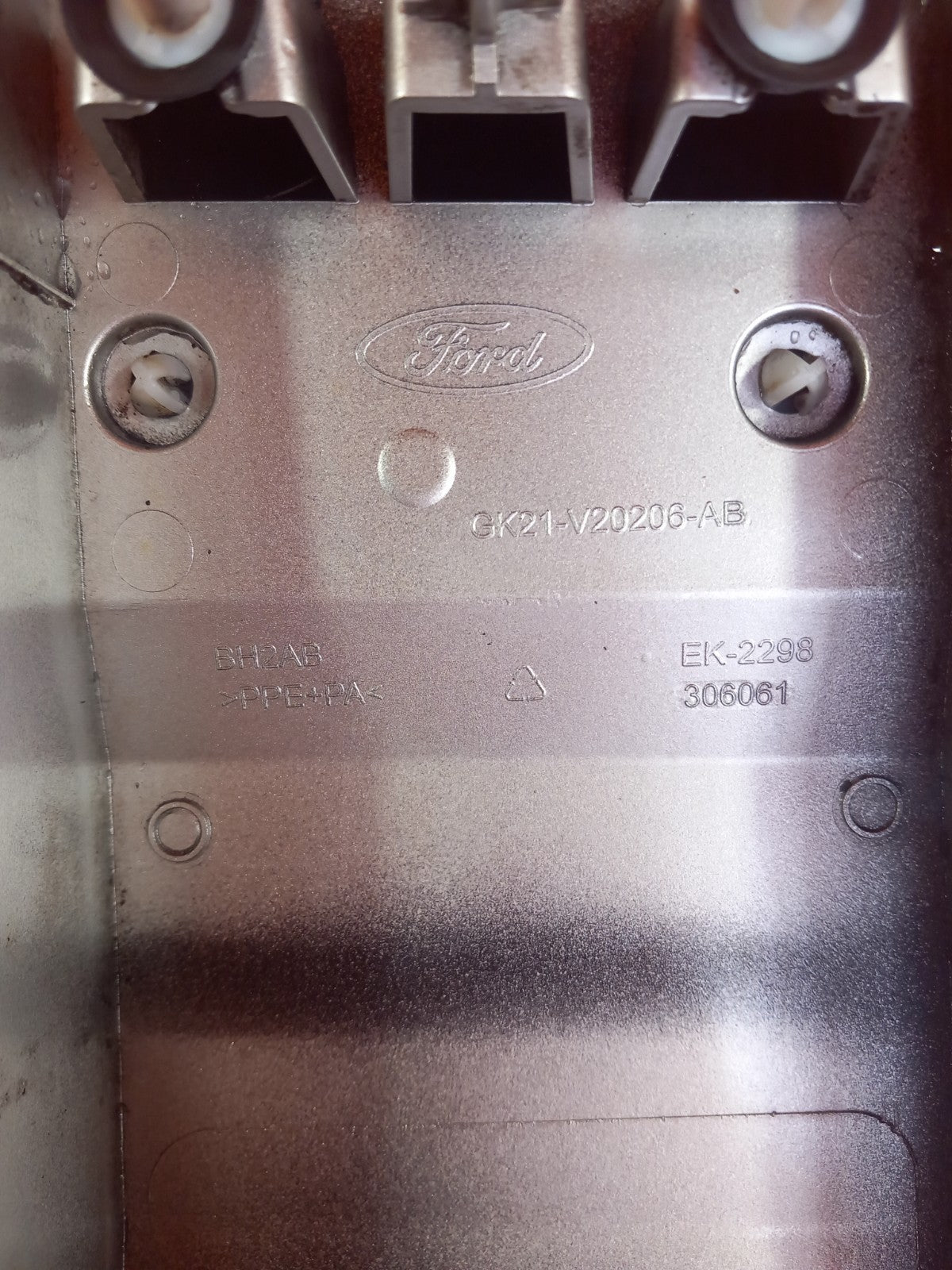 Ford Transit Custom 2.0 Diesel 2021 Fuel Flap Lower Trim Panel Silver GK21V20206 - Image 10