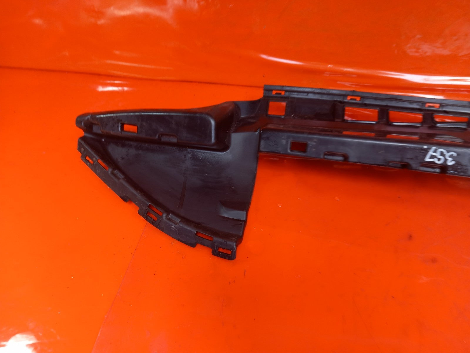 Mercedes Gle 450D AMG 3.0 Diesel 2025 Front Bumper Lower Air Guide A1678853510 - Image 7