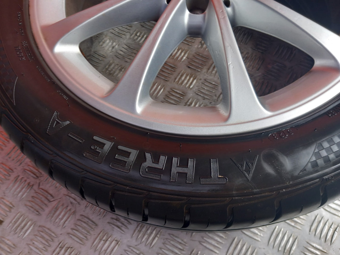 Mercedes A Class W177 Sport 2018 Alloy Wheel w/ Tyre 205/55 R17 A1774010300 - Image 11