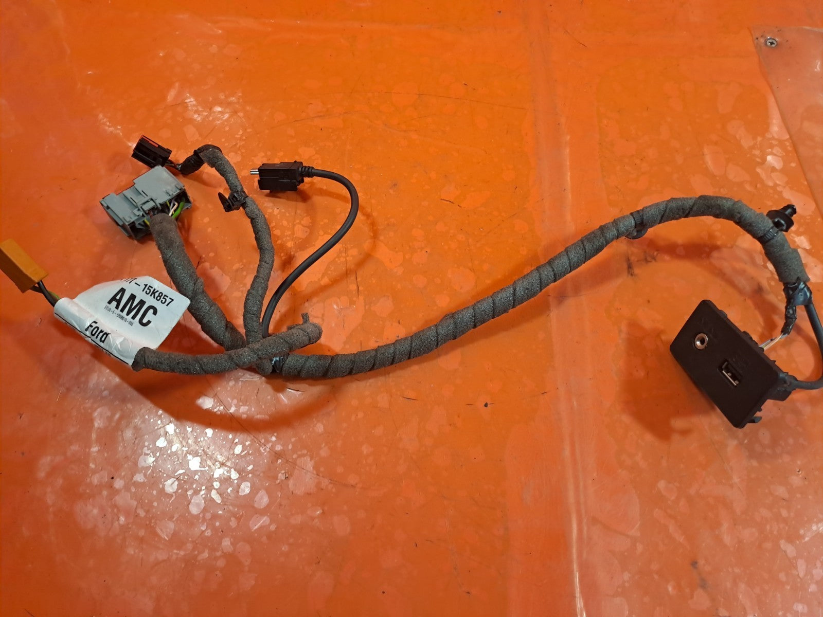 ✅FORD TRANSIT CONNECT 1.6 DIESEL 2015 USB AUX WIRING LOOM FT1T15K857AMC Warranty - Image 2