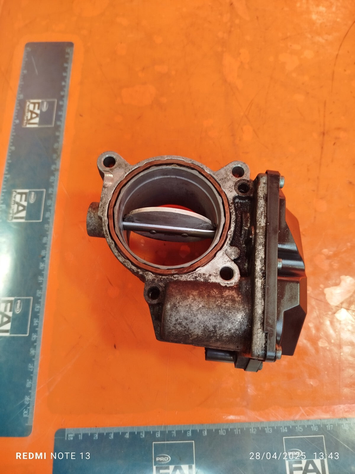 ✅VW CRAFTER CR35 2.0 DIESEL 2017 THROTTLE BODY 03L128063S Warranty A277 - Image 1