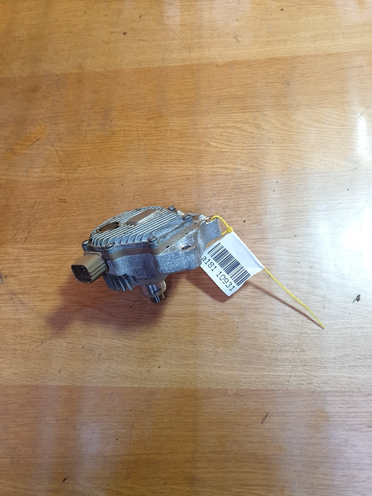 ebay-src:https://i.ebayimg.com/00/s/mtywmfgxmjaw/z/26kaaoswubzmtiyt/$_57.jpg