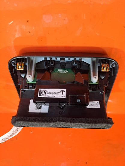 ✅2018-2025 TESLA MODEL 3 REAR AIR VENTS WITH USB 1546129-00-D + WARRANTY A241 - Image 7
