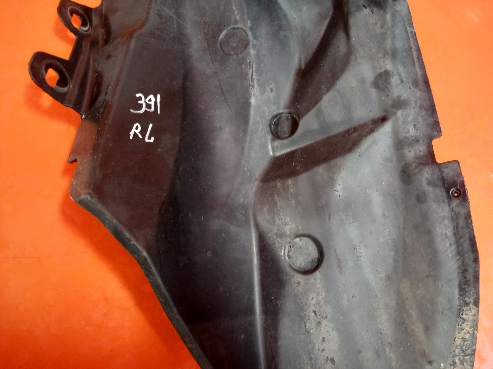 2024 Dacia Jogger Wheel Arch Liner Rear Left 767498644R Warranty A391 - Image 9