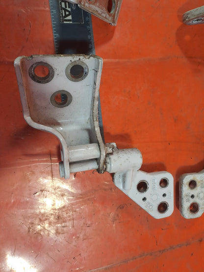 ✅Citroen Berlingo 650 1.5 Diesel 2020 Rear Door Hinges Set Warranty A381 - Image 7