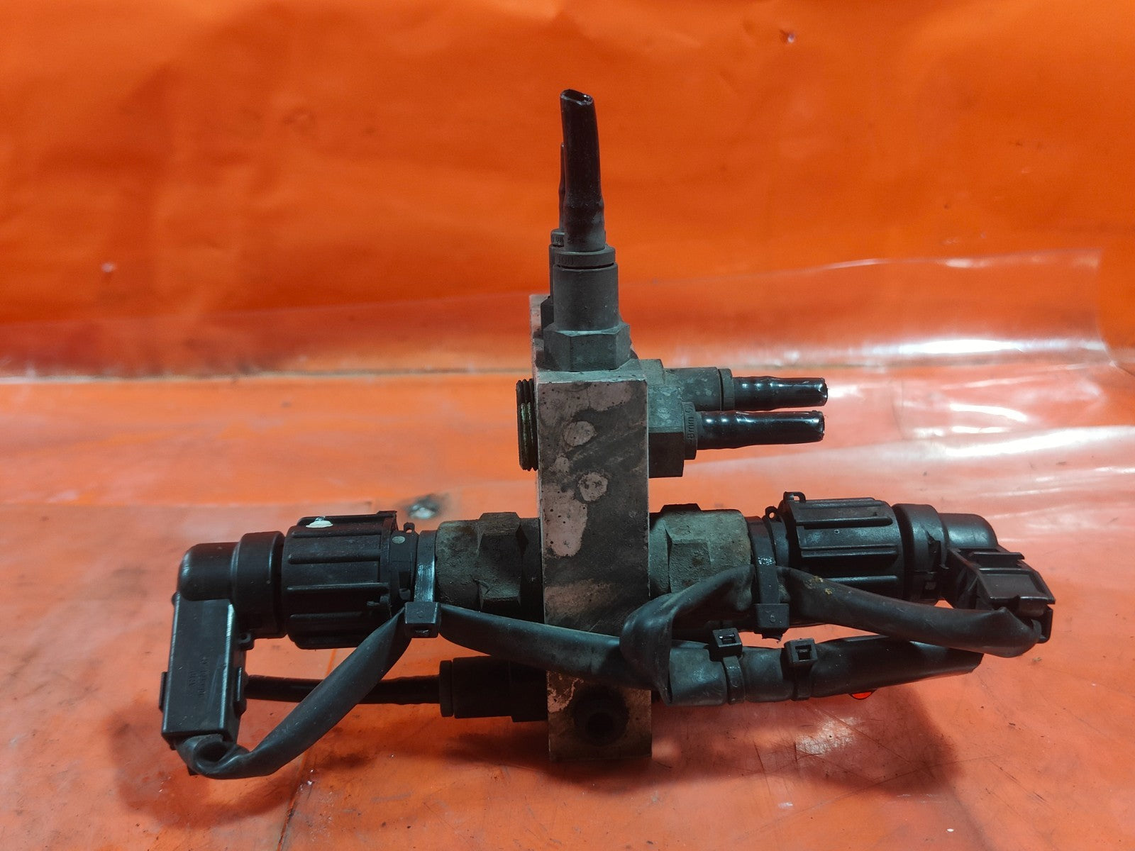 ebay-src:https://i.ebayimg.com/00/s/mtiwmfgxnjaw/z/xviaaesw779pc6sl/$_57.jpg