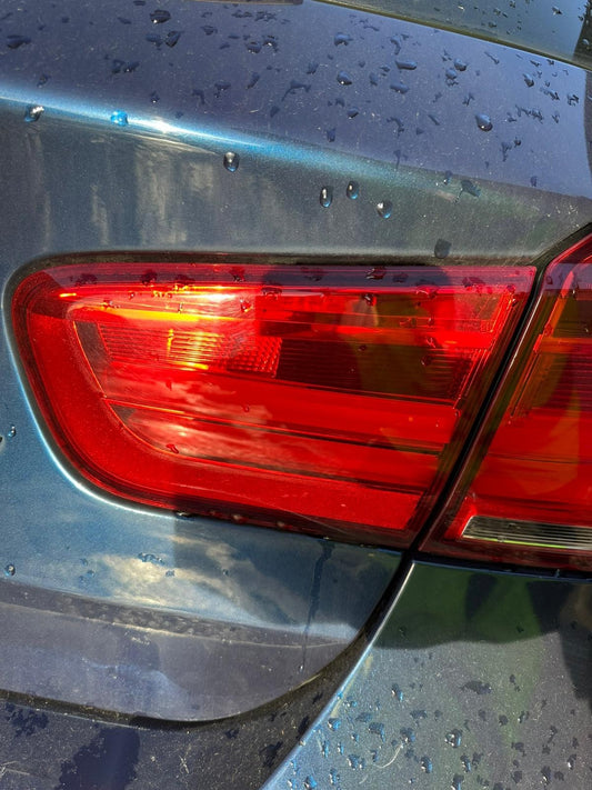 ✅2015 BMW 1 SERIES SPORT F20 2.0D REAR RIGHT INNER TAIL LIGHT + WARRANTY A316 - Image 1