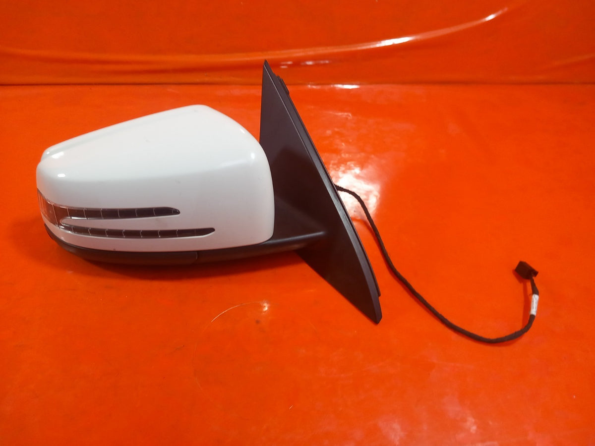 Mercedes GLA 200D X156 2.1 Diesel 2016 Front Right Wing Mirror White 7 Pin A334 - Image 2
