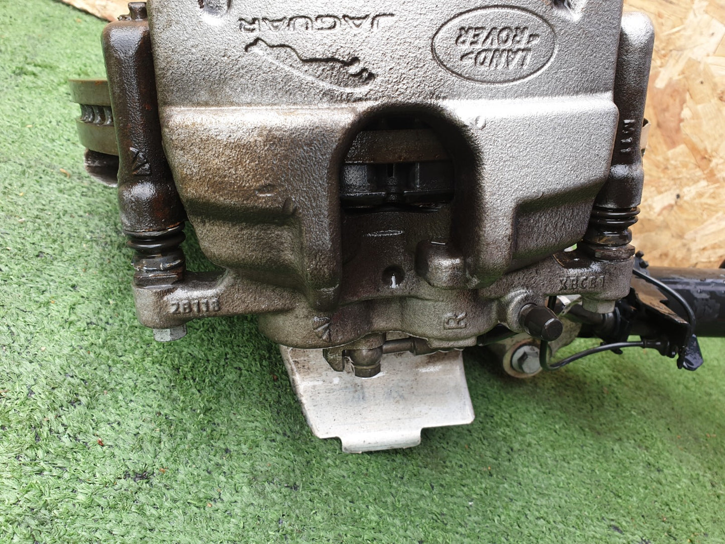RANGE ROVER EVOQUE 1.5 PETROL 2022 FRONT RIGHT SUSPENSION AUTO HUB LEG A169 - Image 8