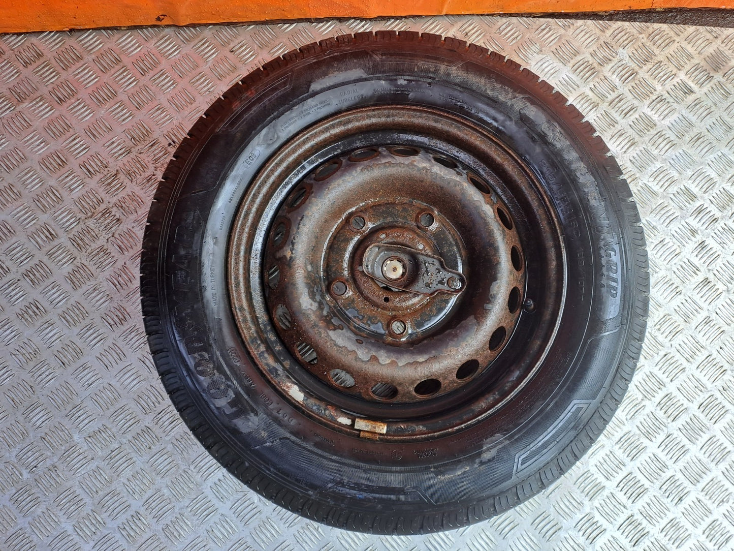 ✅Ford Transit Custom Steel Wheel with Tyre 215/65 R16 8.74 mm + Warranty xAA - Image 1