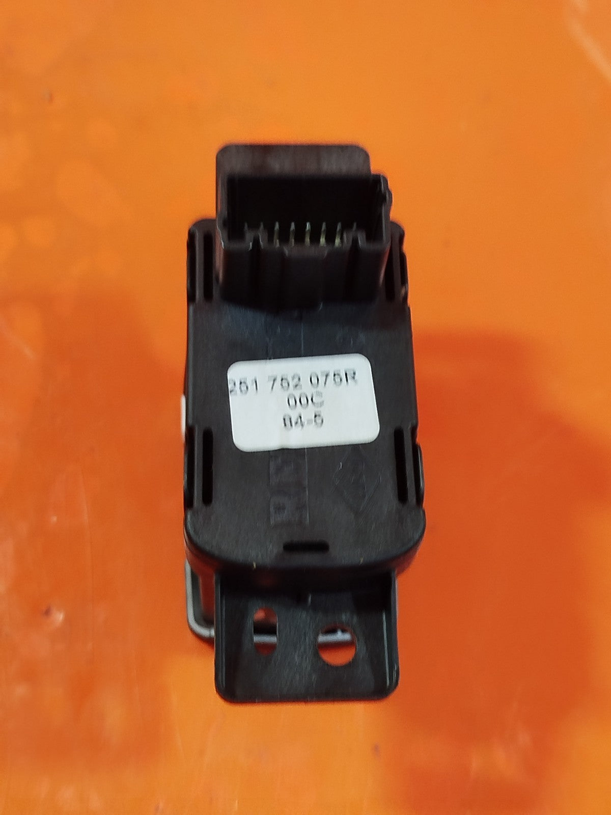 ✅RENAULT CLIO V 1.6 PETROL 2025 HANDBRAKE PARKING BRAKE CONTROL SWITCH Warranty - Image 6