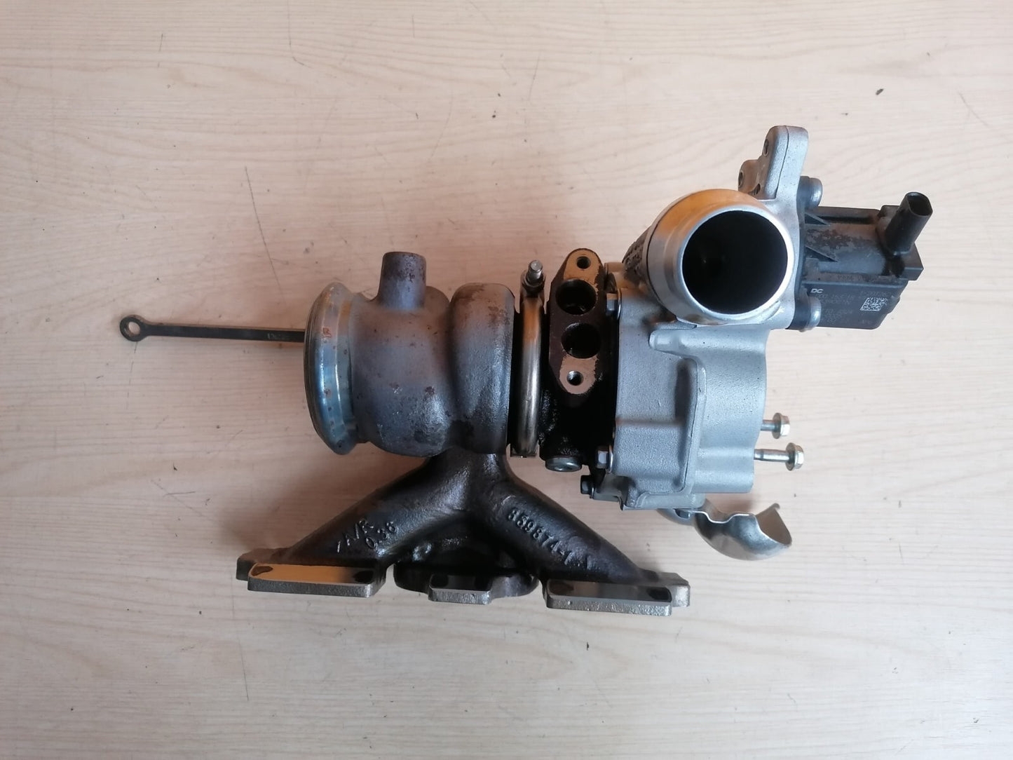 ebay-src:https://i.ebayimg.com/00/s/mtiwmfgxnjaw/z/7vaaaoswfehkotmb/$_57.jpg