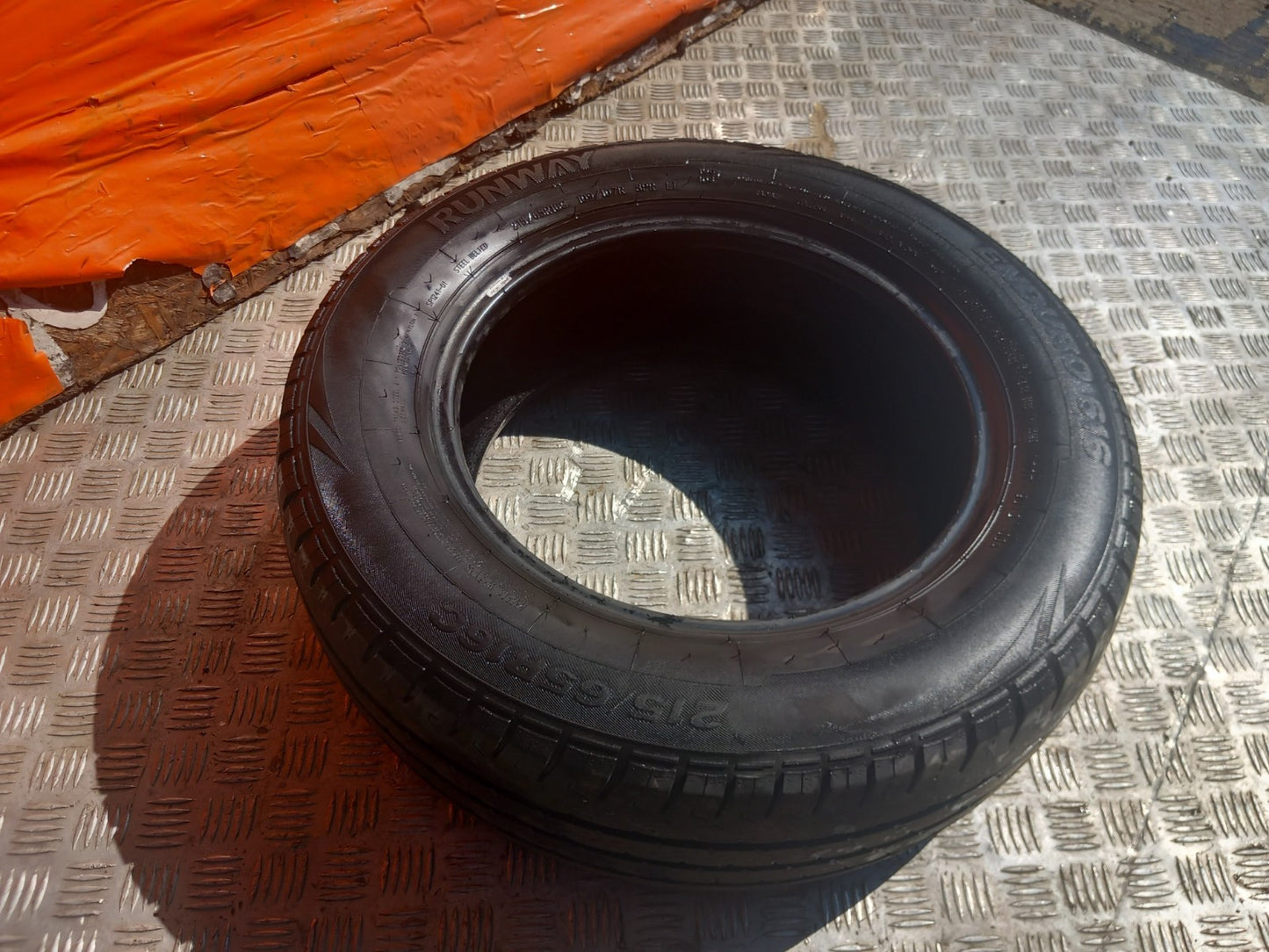 Runway Tyre 5.95 mm 215/65 R16 Warranty xAA - Image 10