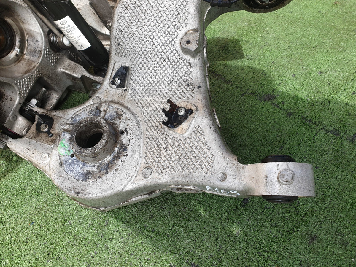 2022 Range Rover Evoque L551 Rear Left Suspension Leg Hub L8D2-18080-AB Warranty - Image 8