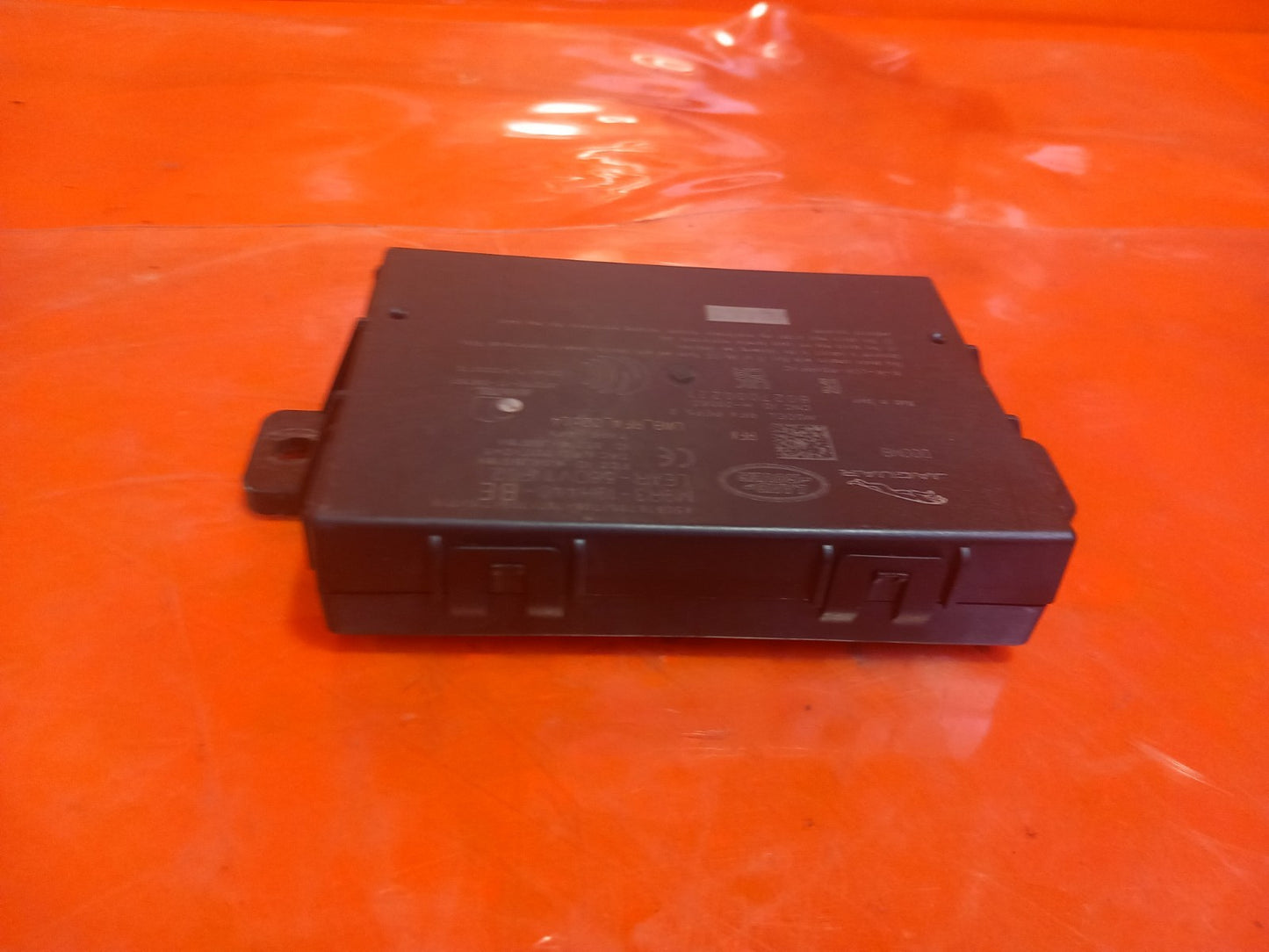 Land Rover Defender L663 3.0 Diesel 2025 Keyless Entry Control Module M9R319H440 - Image 5