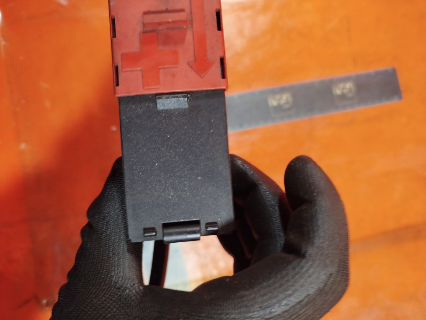 ebay-src:https://i.ebayimg.com/00/s/mtiwmfgxnjaw/z/8hgaaeswr8hpchec/$_57.jpg