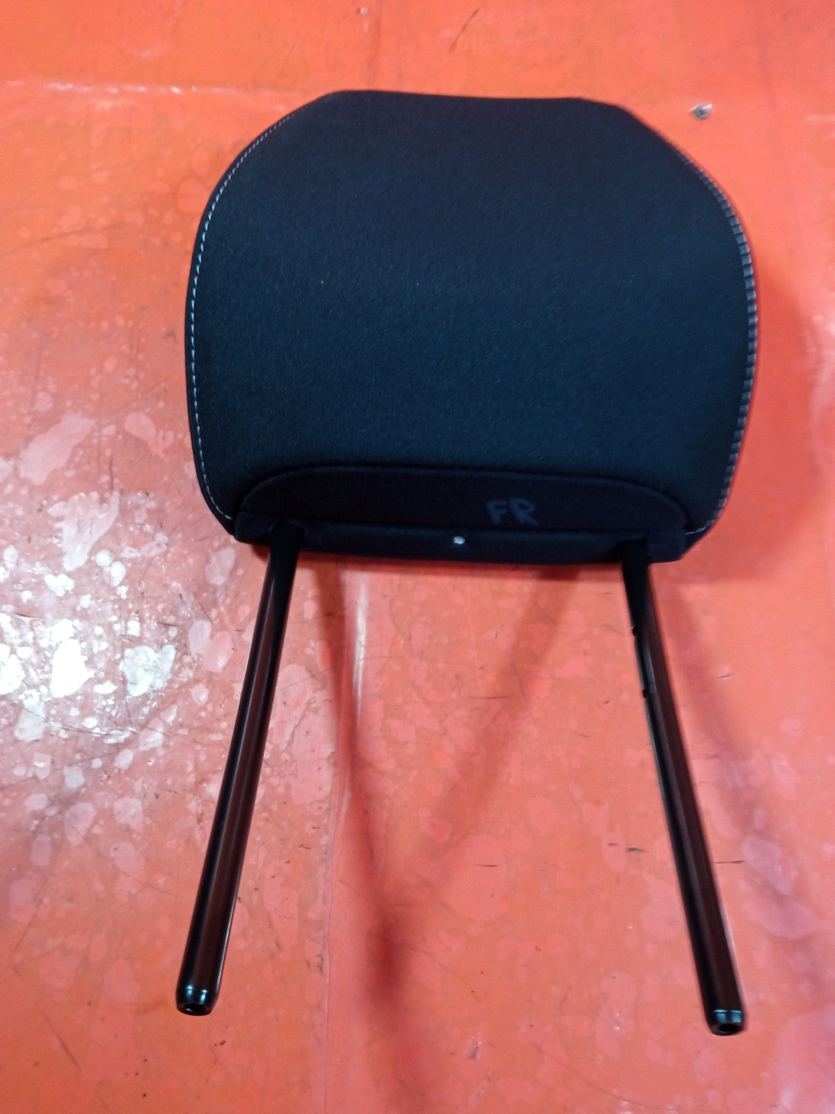 ✅Dacia Duster Journey 1.3 Petrol 2024 Front Right Headrest Warranty A364 - Image 11