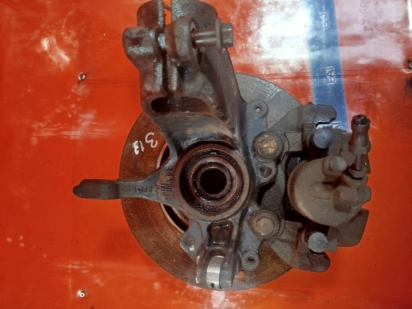 ✅2013 FORD FOCUS MK3 TITANIUM X FRONT LEFT WHEEL HUB AV61-3K171-C +WARRANTY A313 - Image 7