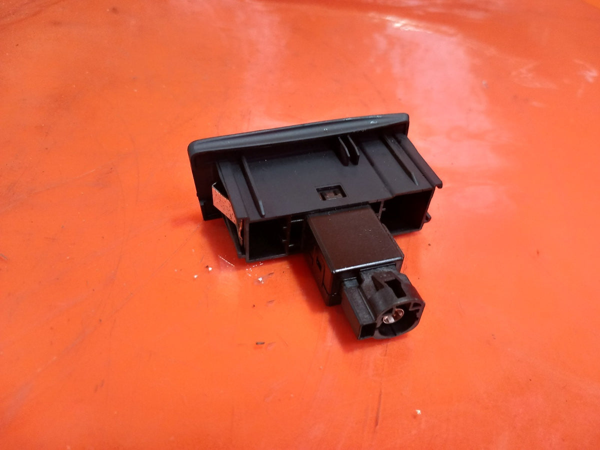 ebay-src:https://i.ebayimg.com/00/s/mtiwmfgxnjaw/z/hhsaaesws3nqgbxx/$_57.jpg