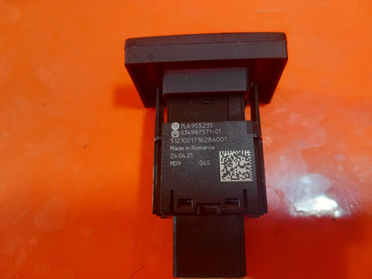 2021 VW Transporter T30 Hazard Switch 7LA953235 Warranty A412 - Image 2