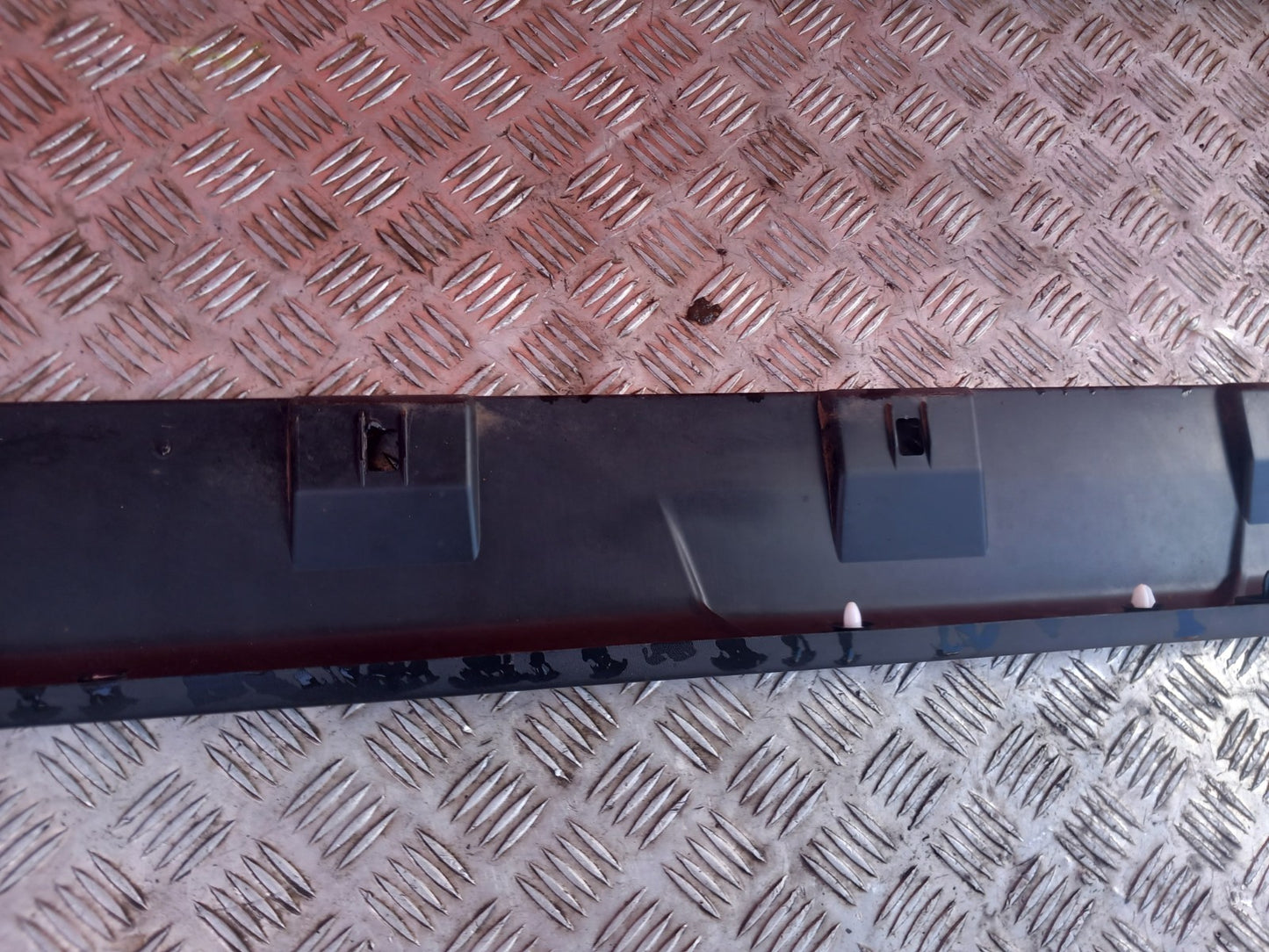 2024 Dacia Jogger Left Side Skirt 764192055R Warranty A391 - Image 8