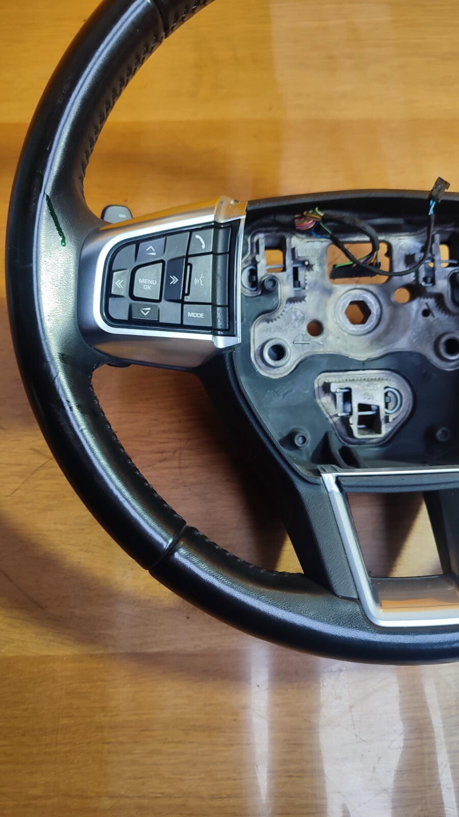 ✅LAND ROVER DISCOVERY SPORT L550 2.0 DIESEL 2018 MULTIFUNCTION STEERING WHEEL - Image 5