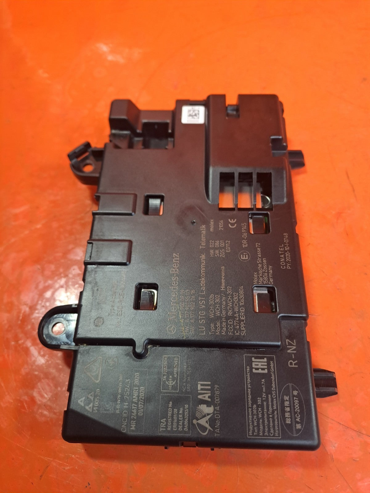 ✅MERCEDES CLA 180 AMG LINE 1.3 PETROL 2021 WIRELESS CHARGER CONTROL MODULE A358 - Image 4