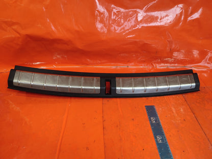 ✅BMW X1 F48 2.0 PETROL 2018 TRUNK BOOT LOADING SILL PANEL 7413689 Warranty A303 - Image 2