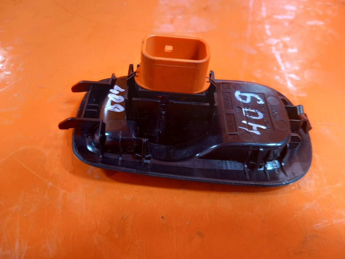 ebay-src:https://i.ebayimg.com/00/s/mtiwmfgxnjaw/z/ktkaaeswlzvqvfcw/$_57.jpg