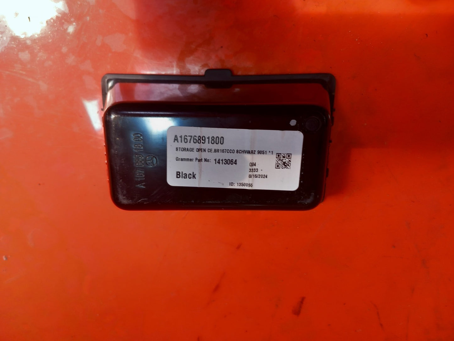 Mercedes Gle 450D AMG 3.0 Diesel 2025 Centre Console Storage Insert Tray A397 - Image 9