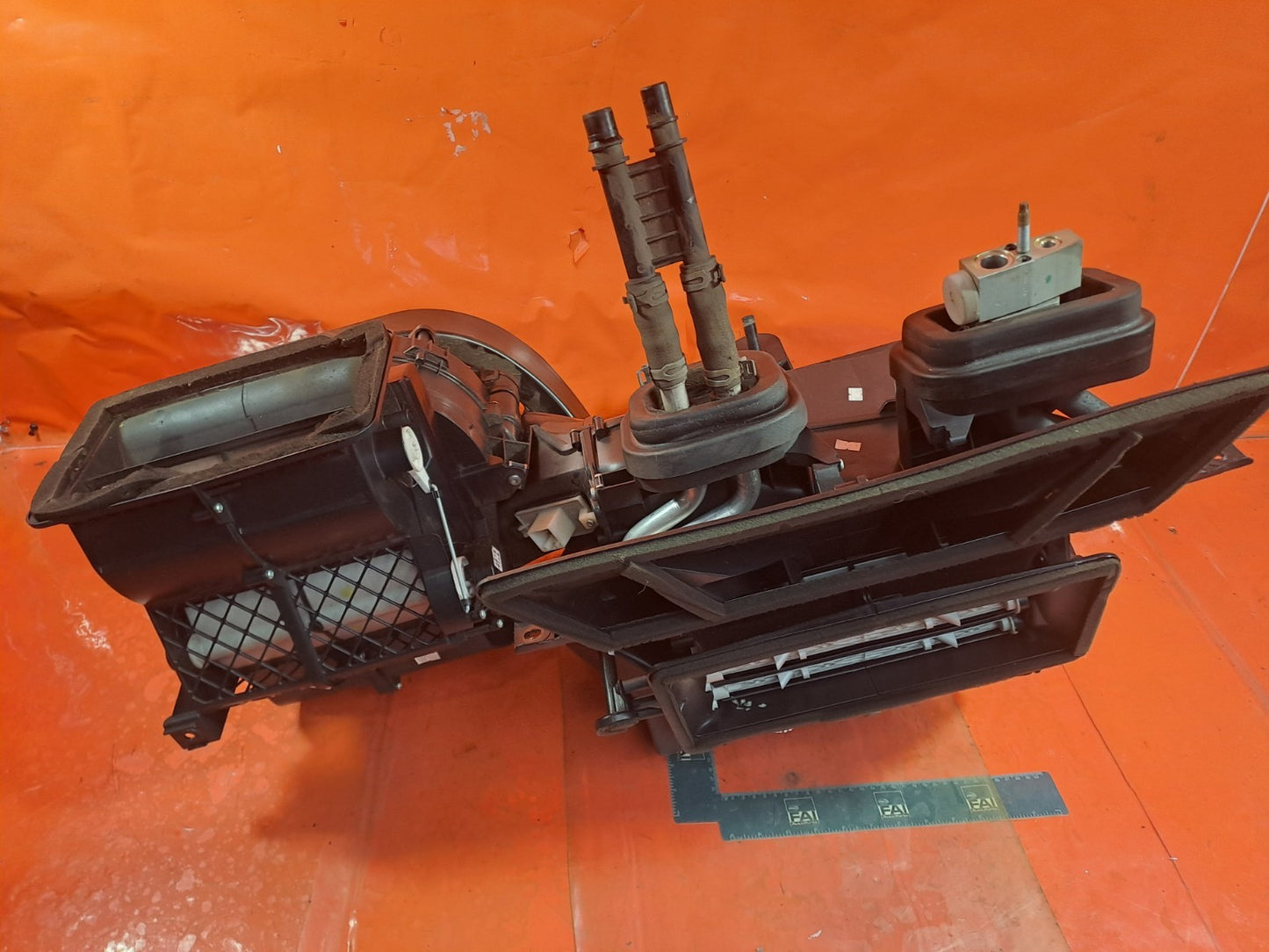 ebay-src:https://i.ebayimg.com/00/s/mtiwmfgxnjaw/z/vdeaaeswg6xpjecb/$_57.jpg