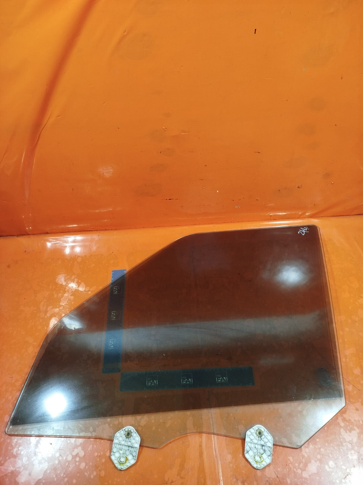✅2010 LAND ROVER DISCOVERY 4 L319 FRONT LEFT DOOR GLASS 5H22-21410-BA + WARRANTY - Image 3