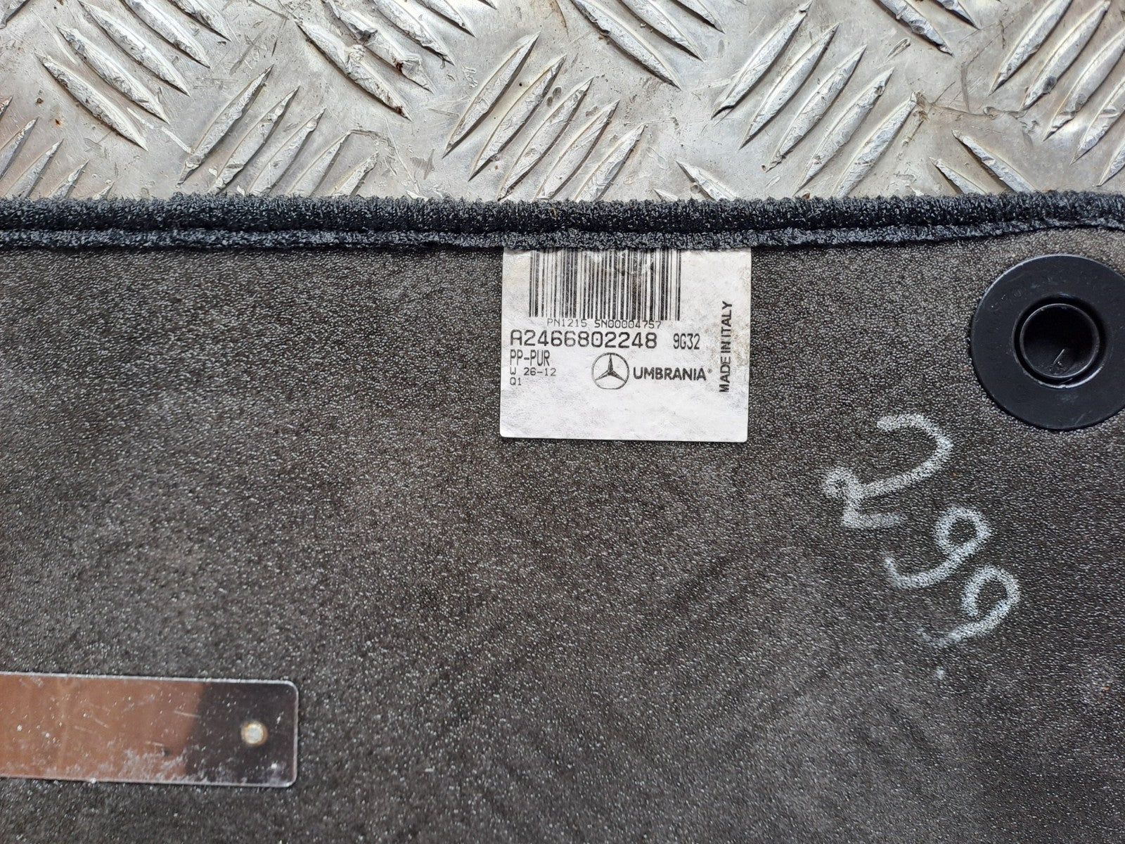 ✅MERCEDES B180 W246 1.8 DIESEL 2012 INTERIOR FLOOR MATS SET A2466802248 Warranty - Image 7
