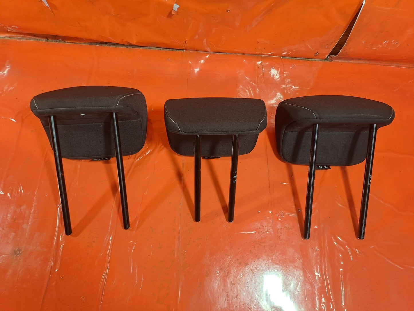 ✅2021 Renault Captur MK2 Iconic Rear Headrest Set + Warranty A385 - Image 9