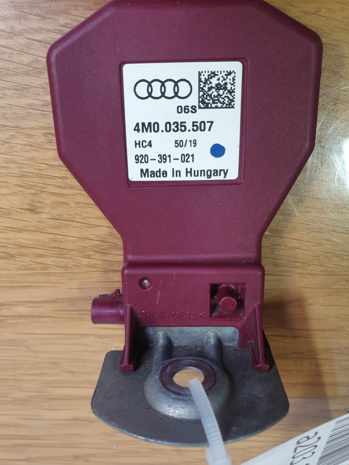 ✅AUDI A1 SPORT 1.0 PETROL 2020 AERIAL ANTENNA AMPLIFIER MODULE 4M0035507 A203 - Image 2